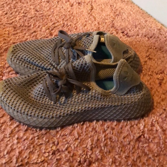 Adidas - Picture 2 of 4